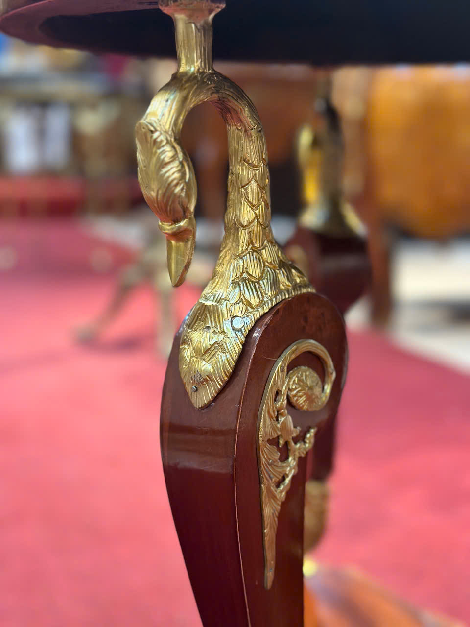 &nbsp;Bàn Độc Vip Pháp Cổ Điển [TH3355]